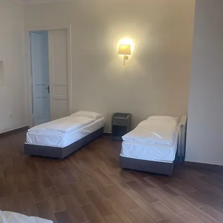 Jokai Frühstückspension 3*