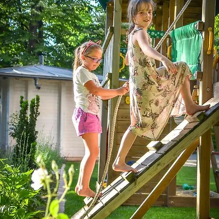 住宿加早餐酒店 Jokai 希欧福克