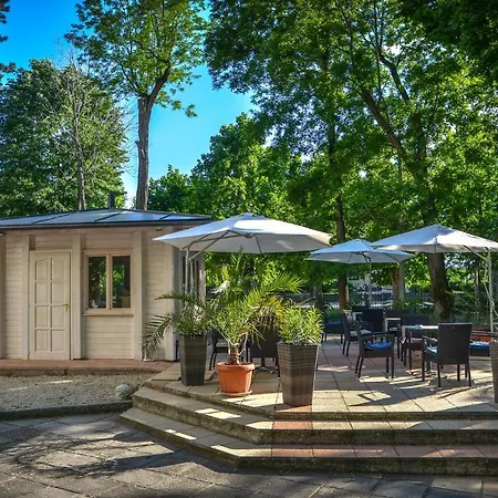 Jokai 住宿加早餐酒店