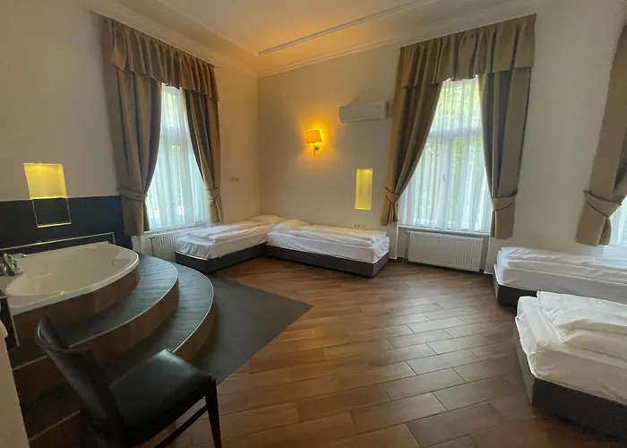 Bed & Breakfast Jokai Siófok