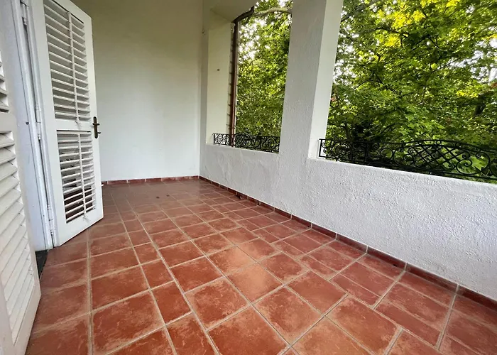 Jokai Bed & Breakfast 3*