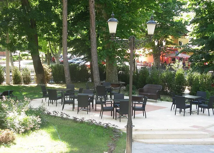 Bed and Breakfast Jokai 3*