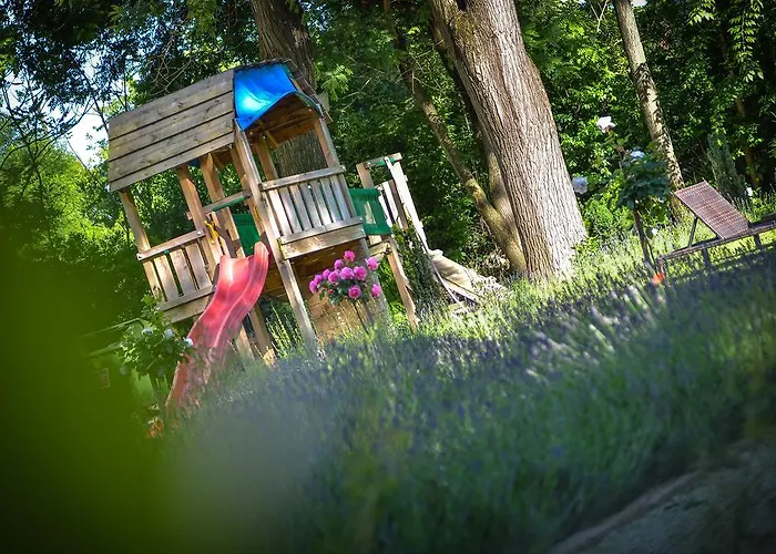 Bed & Breakfast Jokai Siófok