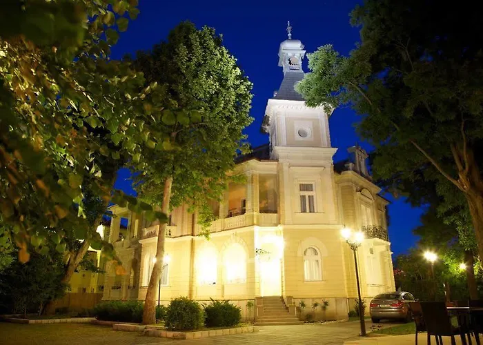 Jokai Bed & Breakfast